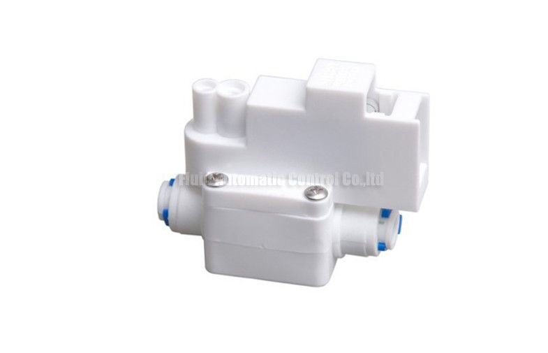 Engineering Plastic Pressure Switches Fast Push-In Tube Size Inch 1/4&quot; 40psi Pressure For RO Water Purification System
